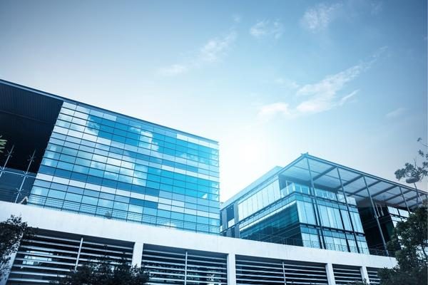 vinduespudsning aalborg erhverv glasfacade kontor vinduespudser 600×400 vinduespudsning aalborg erhverv glasfacade kontor vinduespudser