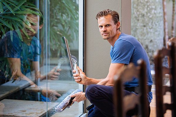 vinduespudsning aalborg vinduespudser privat vinduespolering glasfacade 600×400 vinduespudsning aalborg vinduespudser privat vinduespolering glasfacade